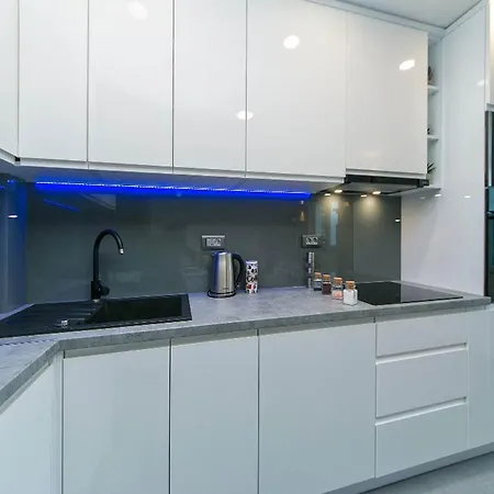 Papilio - Two Bedroom With Terrace Brela