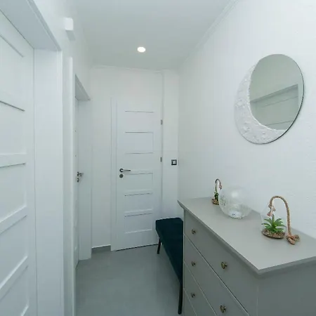 Papilio - Two Bedroom With Terrace *
