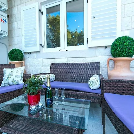 Apartman Papilio - Two Bedroom With Terrace