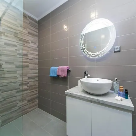 Papilio - Two Bedroom With Terrace Lejlighed