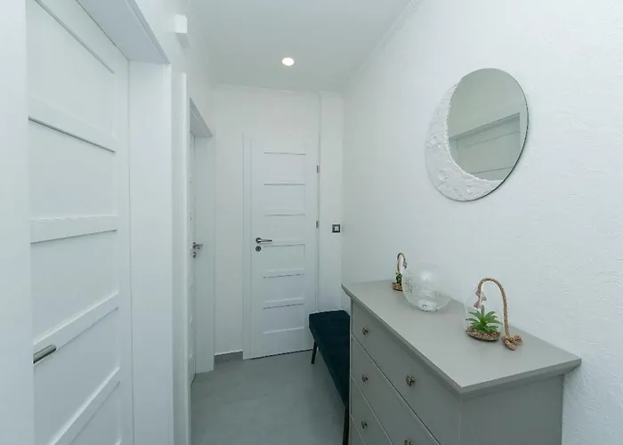 Papilio - Two Bedroom With Terrace *