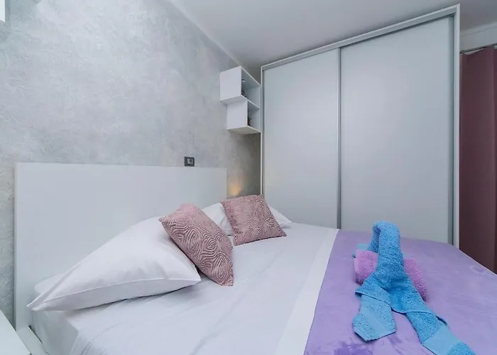 Apartman Papilio - Two Bedroom With Terrace